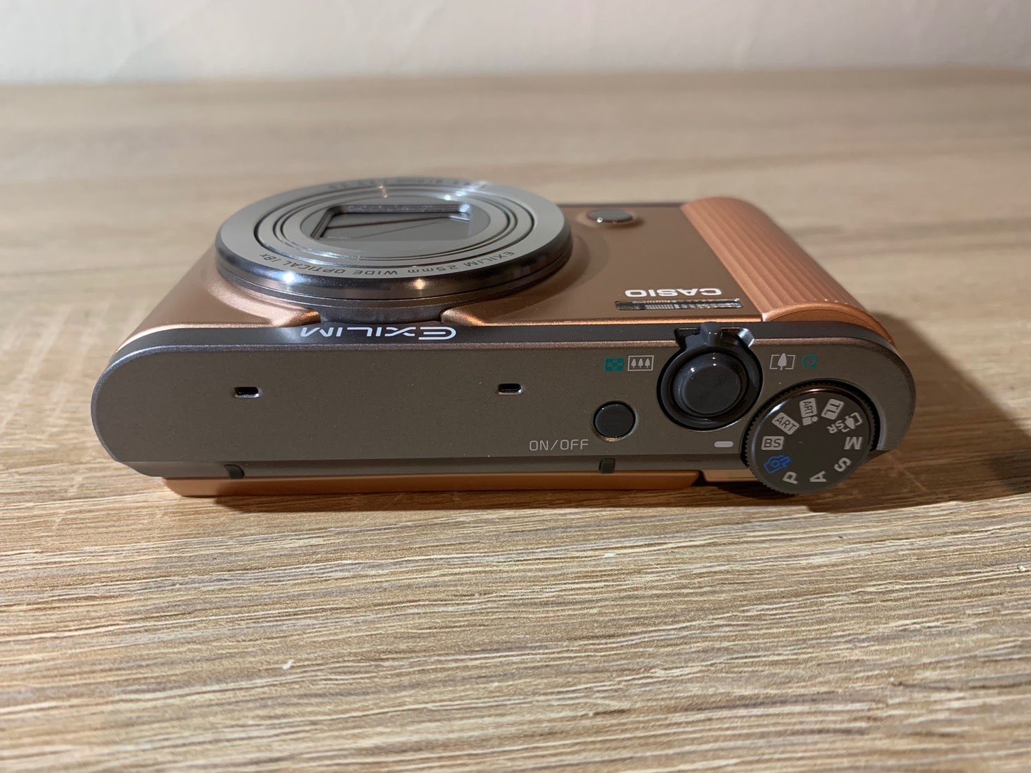 7142 Casio カシオ EXILIM EX-XR1700 オレンジ デジカメ 美品 - メルカリ