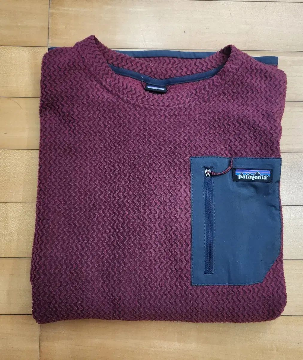  パタゴニア R 1エア クルーネック その他 アウター