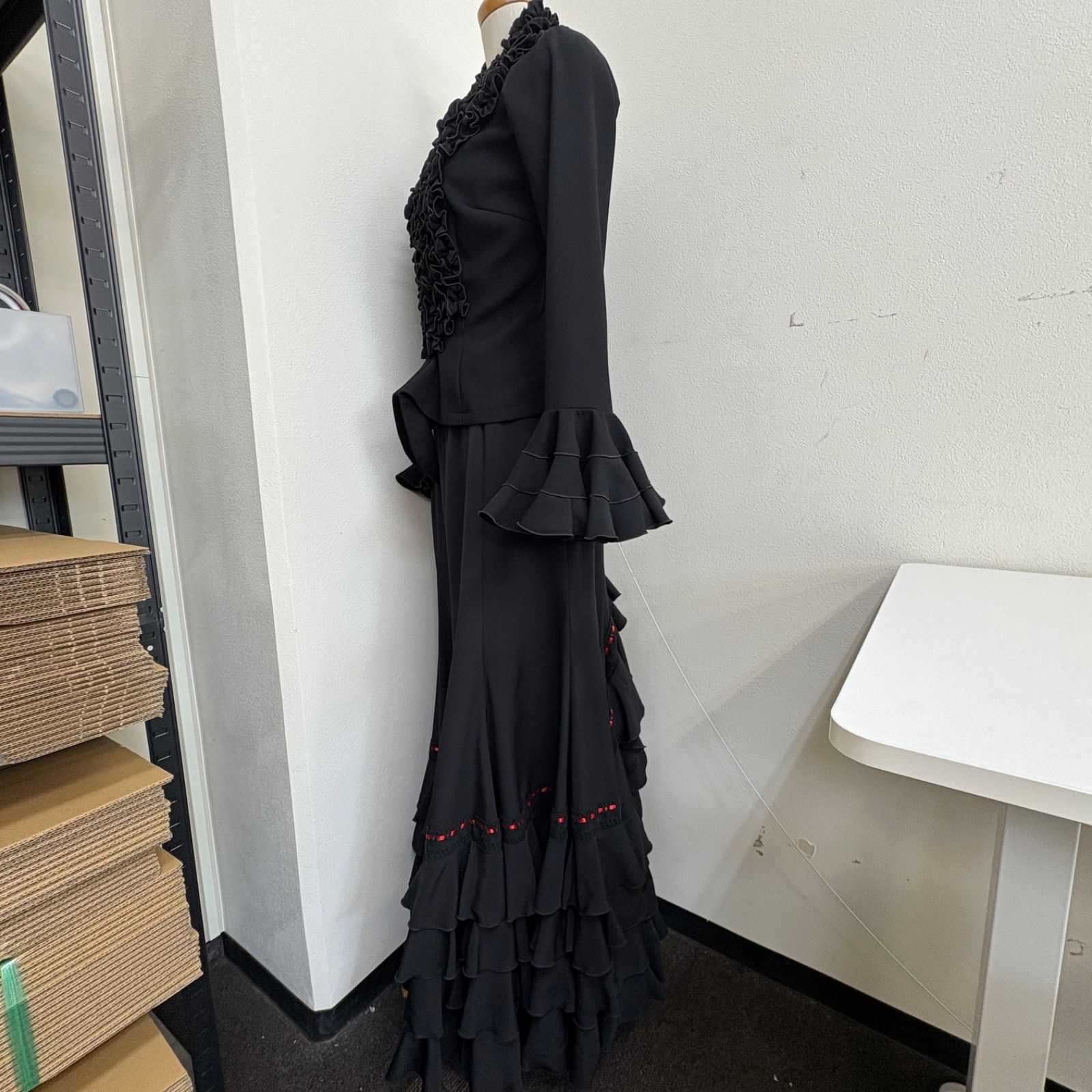 ソニアジョーンズ】フラメンコ衣装 ツーピース ブラウス フリル