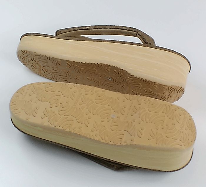 カレンブロッソ 菱屋カフェ草履