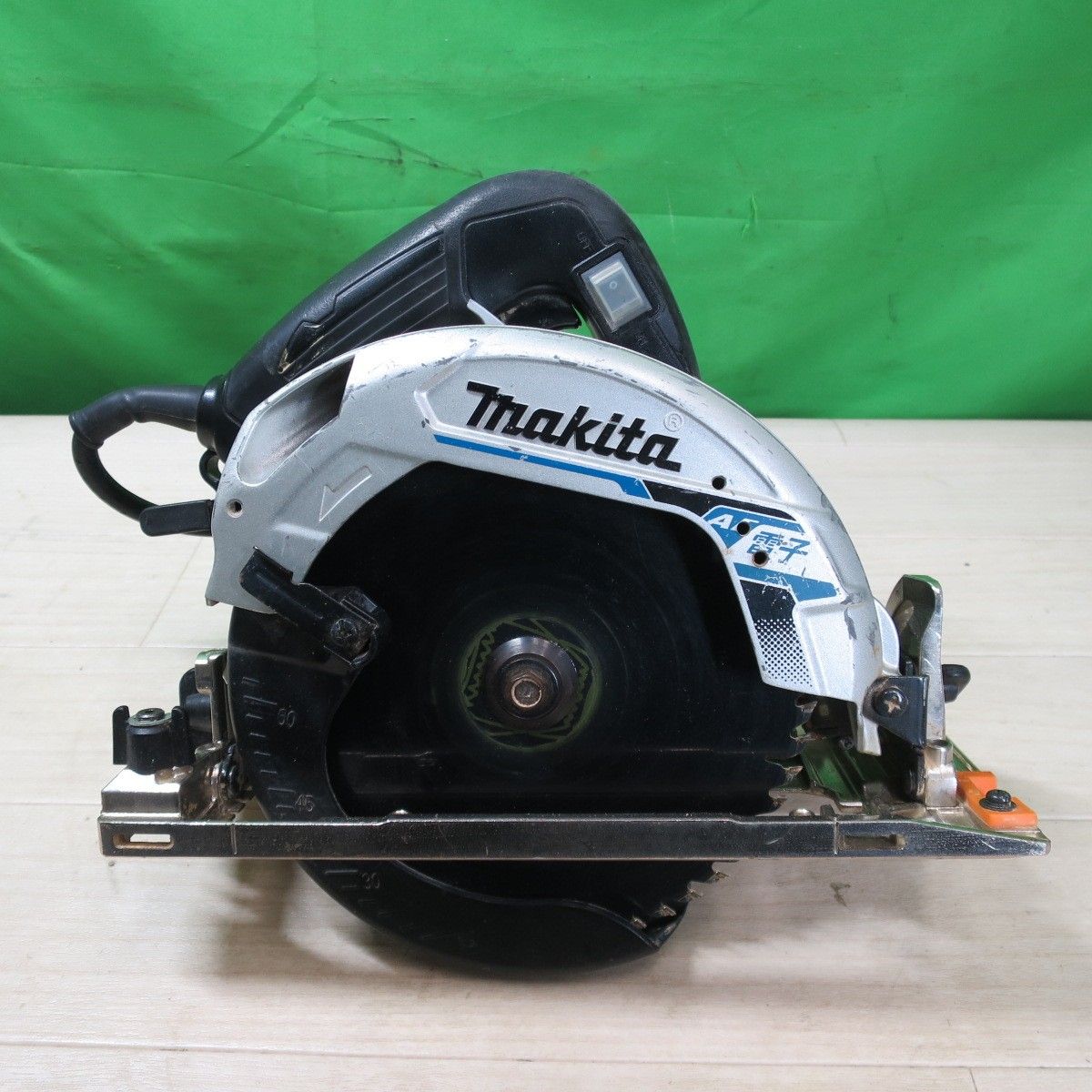 マキタ 165 mm 電子 マルノコ HS 6302 電動 工具 切断機 木工用 超硬 丸のこ 丸ノコ 丸鋸 コード式 makita 100 V