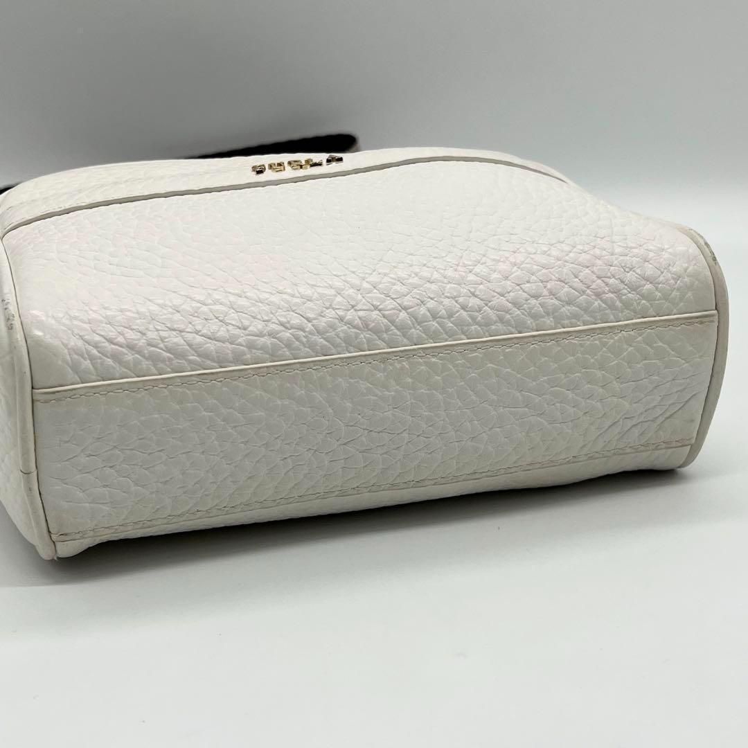 美品】FURLA アヴリル シボ革 クロスボディ ミニバッグ アイボリー