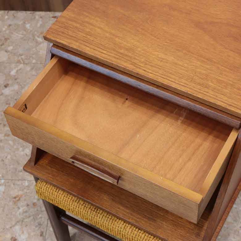 テレフォンベンチ Chippy Heath ヴィンテージ イギリス 電話台 - メルカリ