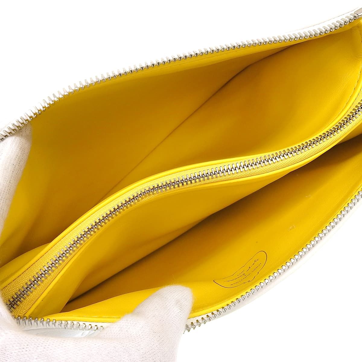 LOUIS VUITTON(ルイ・ヴィトン) LV x YK クッサンPM ショルダーバッグ