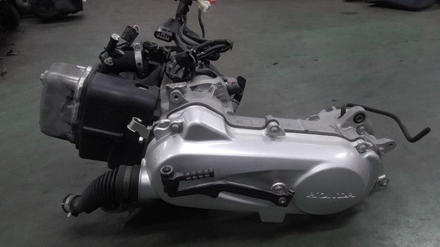 トゥデイ FI AF 67 1600 xxx の エンジン