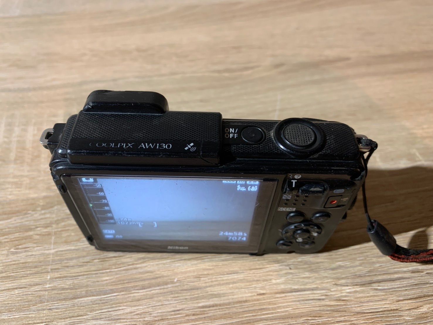 Nikon COOLPIX AW130 カモフラージュ 377609-waterproofruggedcameras