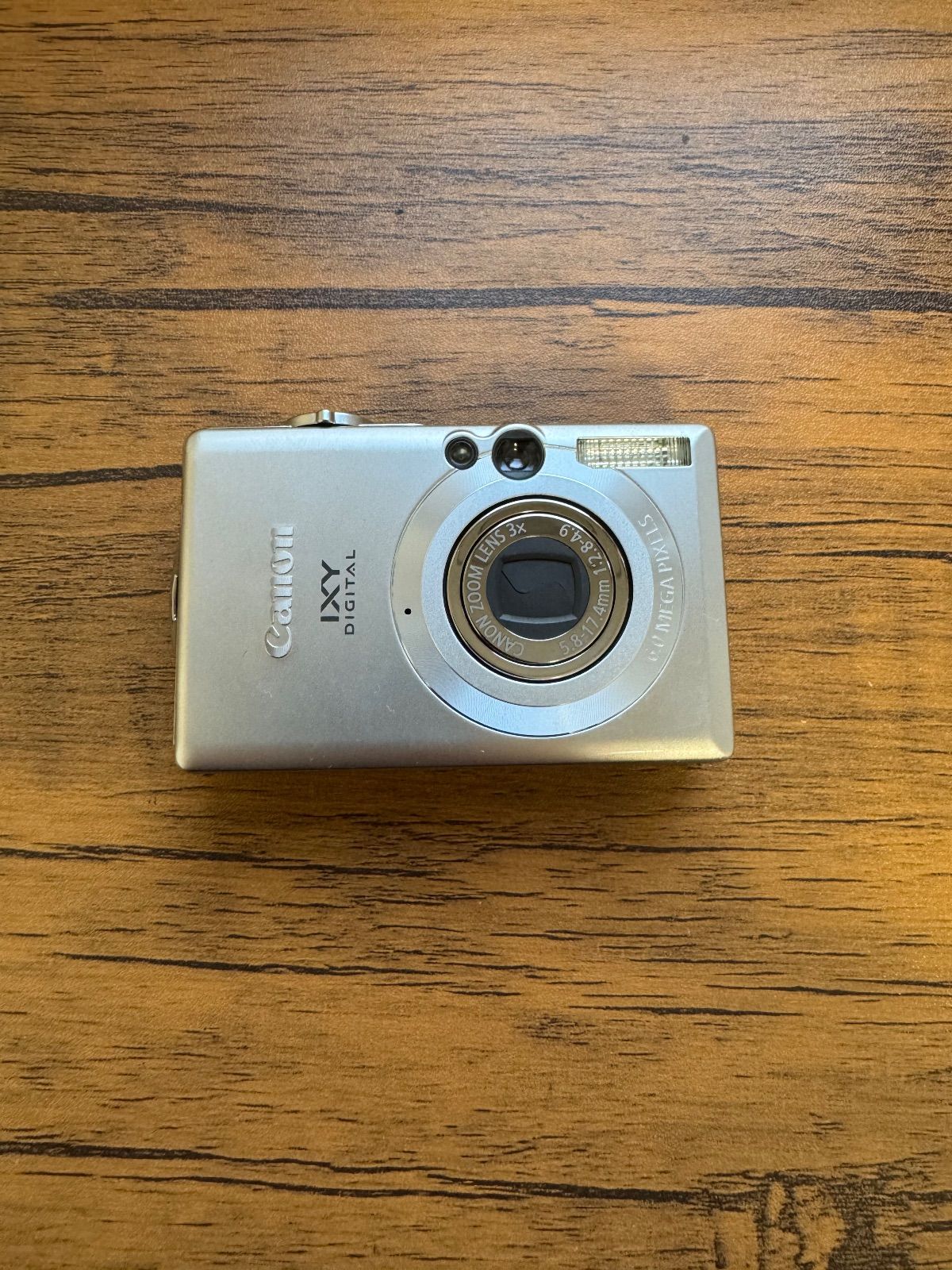 2389 Canon IXY DIGITAL 70 シルバー 美品 デジカメ 動作確認済み