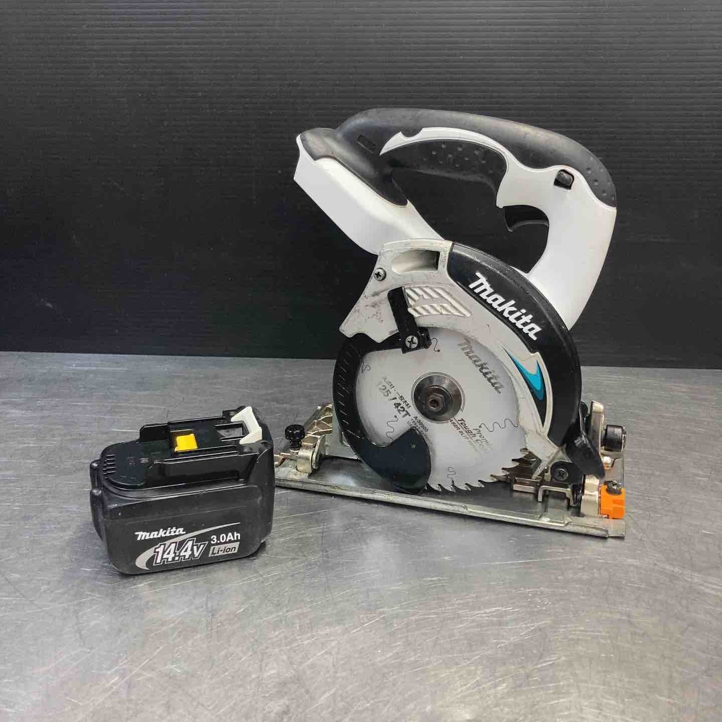品 マキタ makita 14.4 V コードレス丸のこ バッテリー 付属