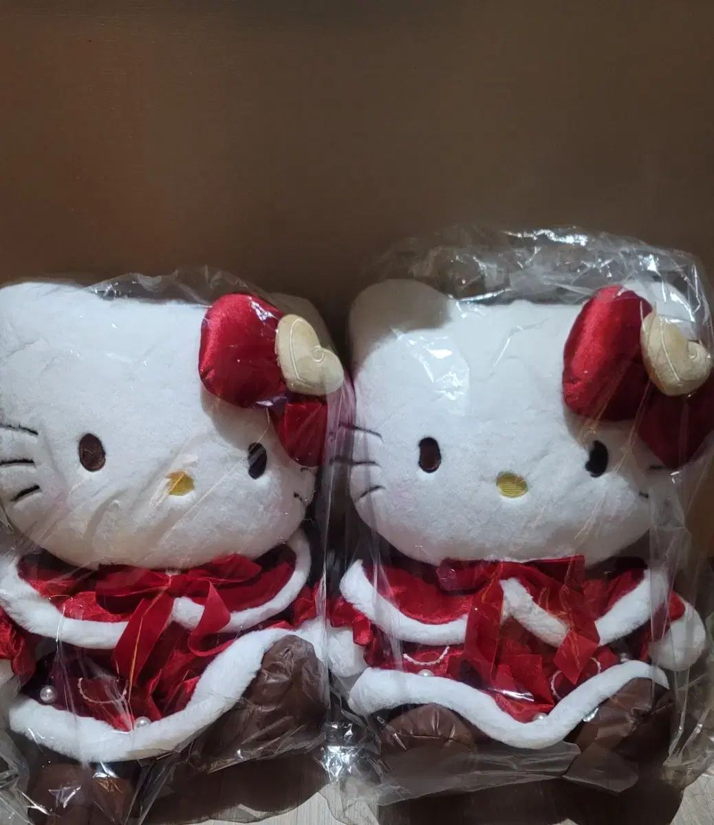 現在 サンリオ スイート ホリデー ポップアップ ハローキティ 大型 ぬいぐるみ