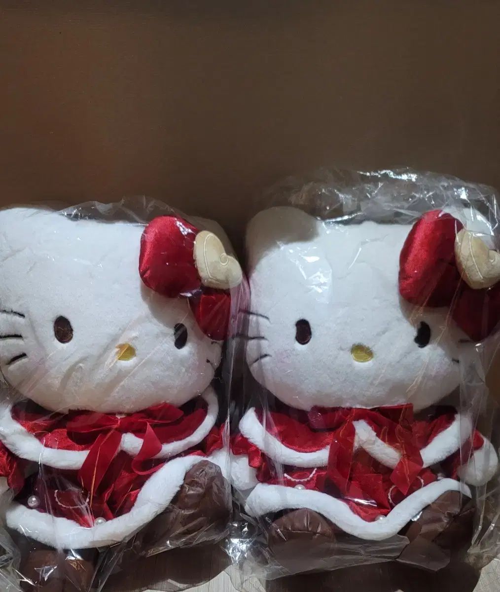 現在 サンリオ スイート ホリデー ポップアップ ハローキティ 大型 ぬいぐるみ