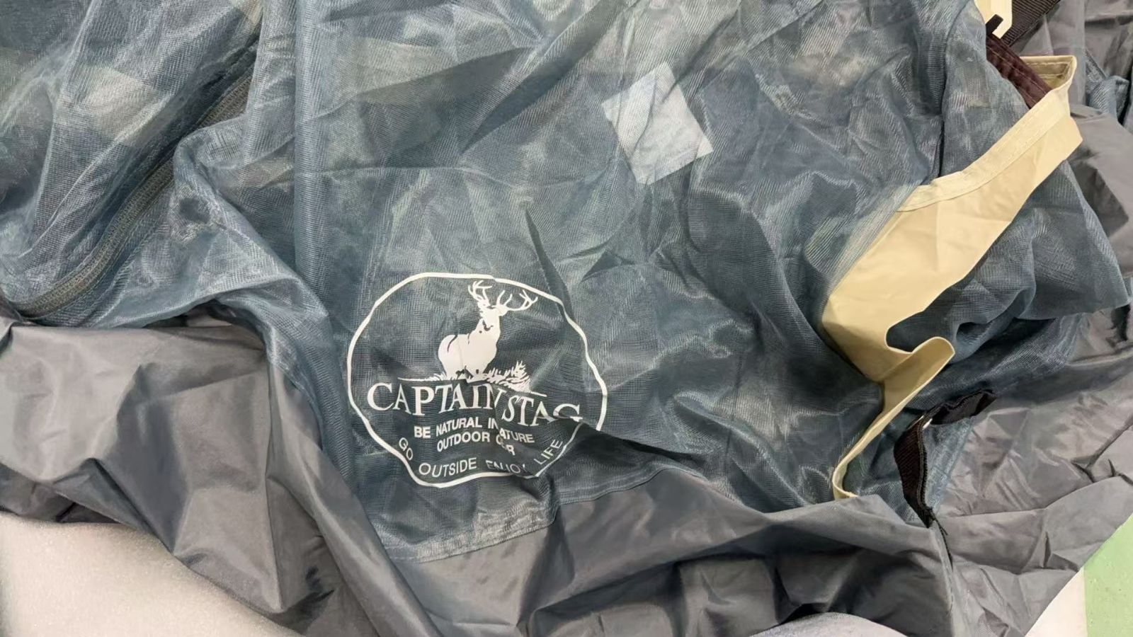 キャンプ テント