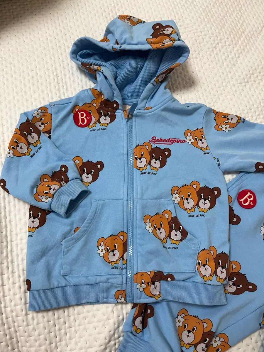 100 ベベデピノ ジップアップ上下