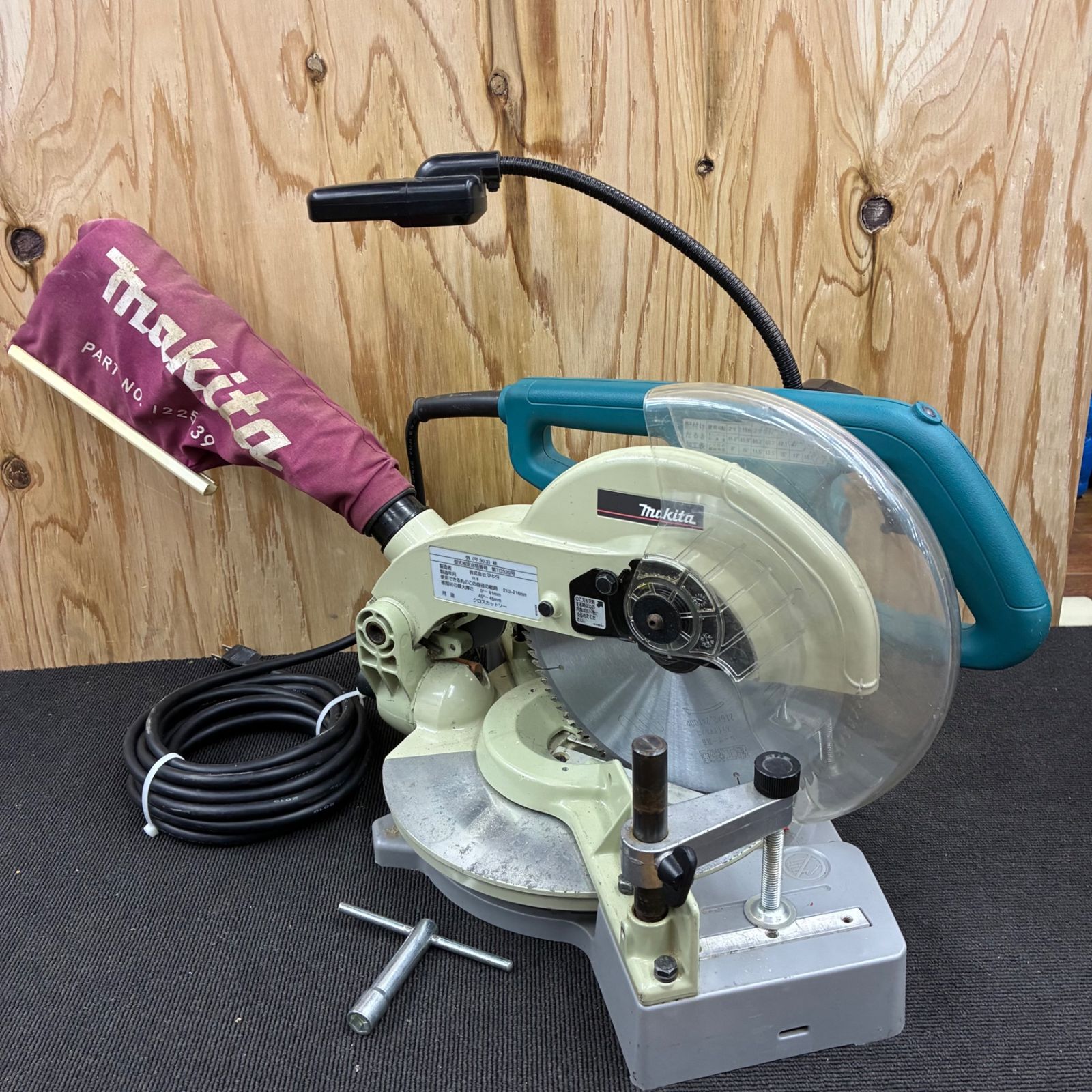 マキタ makita 216㎜卓上マルノコ LS 0840 F