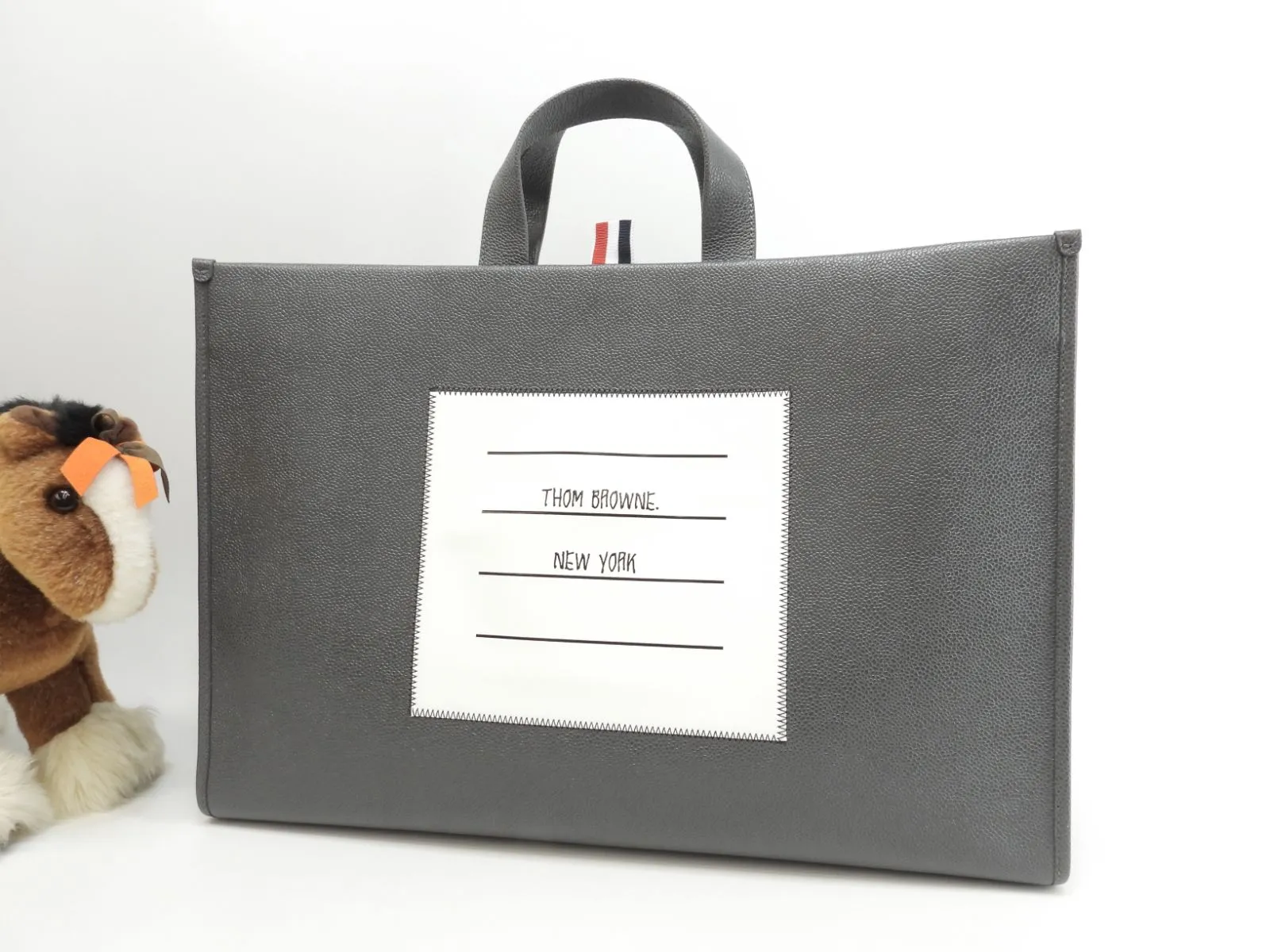 2026年最新】THOM BROWNE トートバッグの人気アイテム - メルカリ