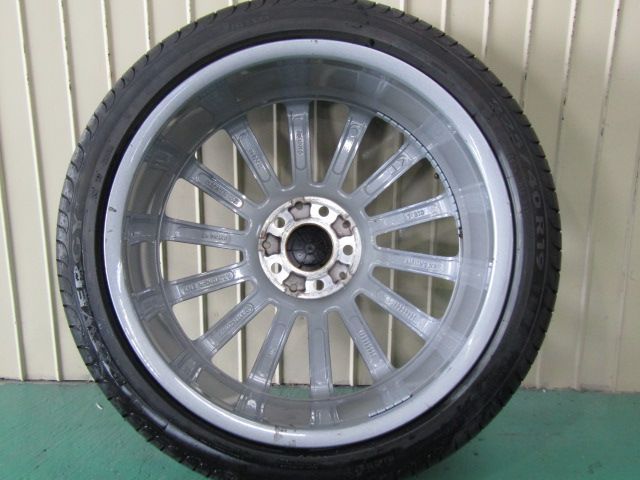 メルセデスベンツ W