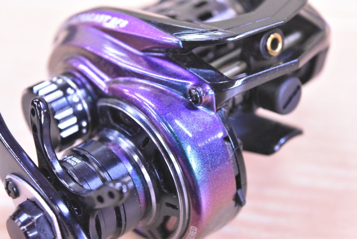 REVO ULTRACAST BF8 レボ ウルトラキャスト 右 未使用 アブガルシア