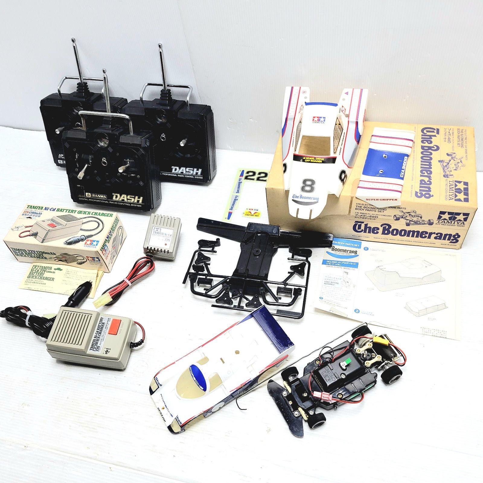 タミヤ ラジコン ブーメラン ボディ ウイング - SANWA サンワ プロポ DASH クリスタル 27.045 MHz カドニカバッテリー 急速充電器 7.2 v DC 12 Vシガーソケット用 TAMIYA レーシングカー