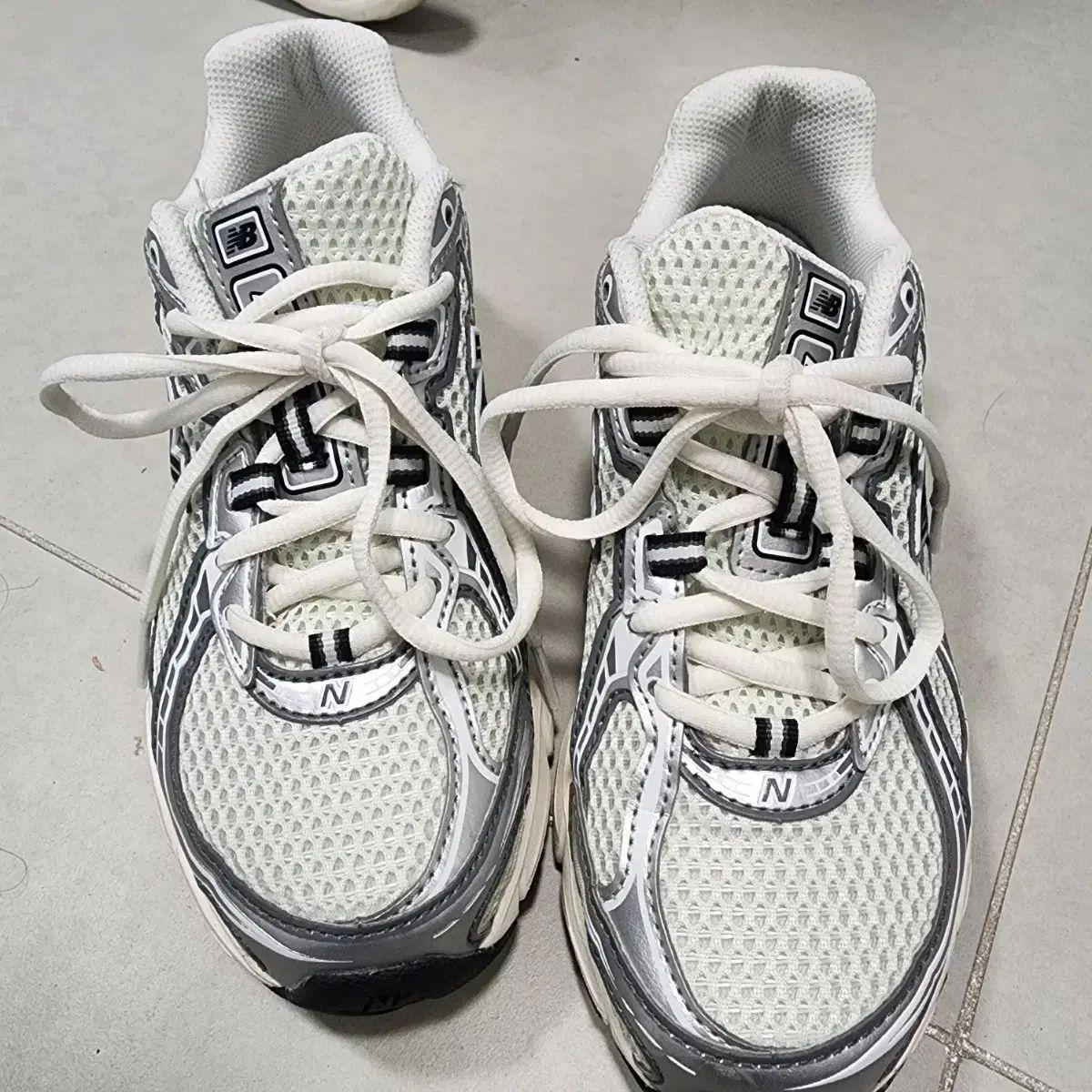 新品同様 IRIE MAL-FWTVPCM1 Win10 一部天板2mm程の傷有 新品同様 IRIE MAL-FWTVPCM1 Win10 一部天板2mm程の傷有 Amazon.co.jp