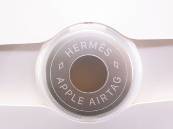 エルメス HERMES アップル Apple エアタグ AirTag バッグ バッグチャーム ゴールド ブラウン ジョーヌドール ヴォースイフト MMPC 3 ZP A