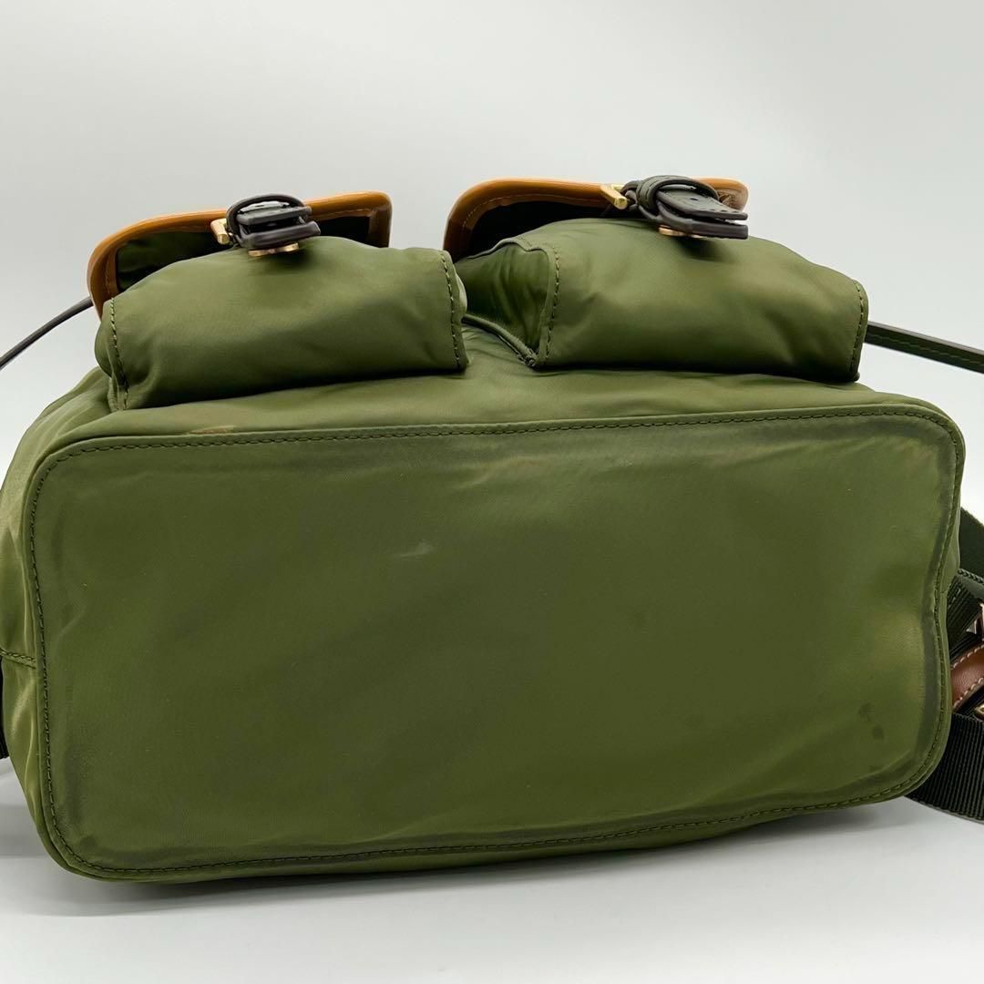 美品】Tory Burch リュックサック ナイロン レザー グリーン - メルカリ