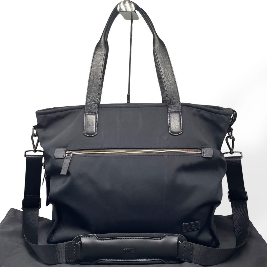 良品　TUMIトゥミ ハリソン イースト ウエスト トートバッグ ブラック 良品 TUMIトゥミ ハリソン イースト 節約 ウエスト トートバッグ