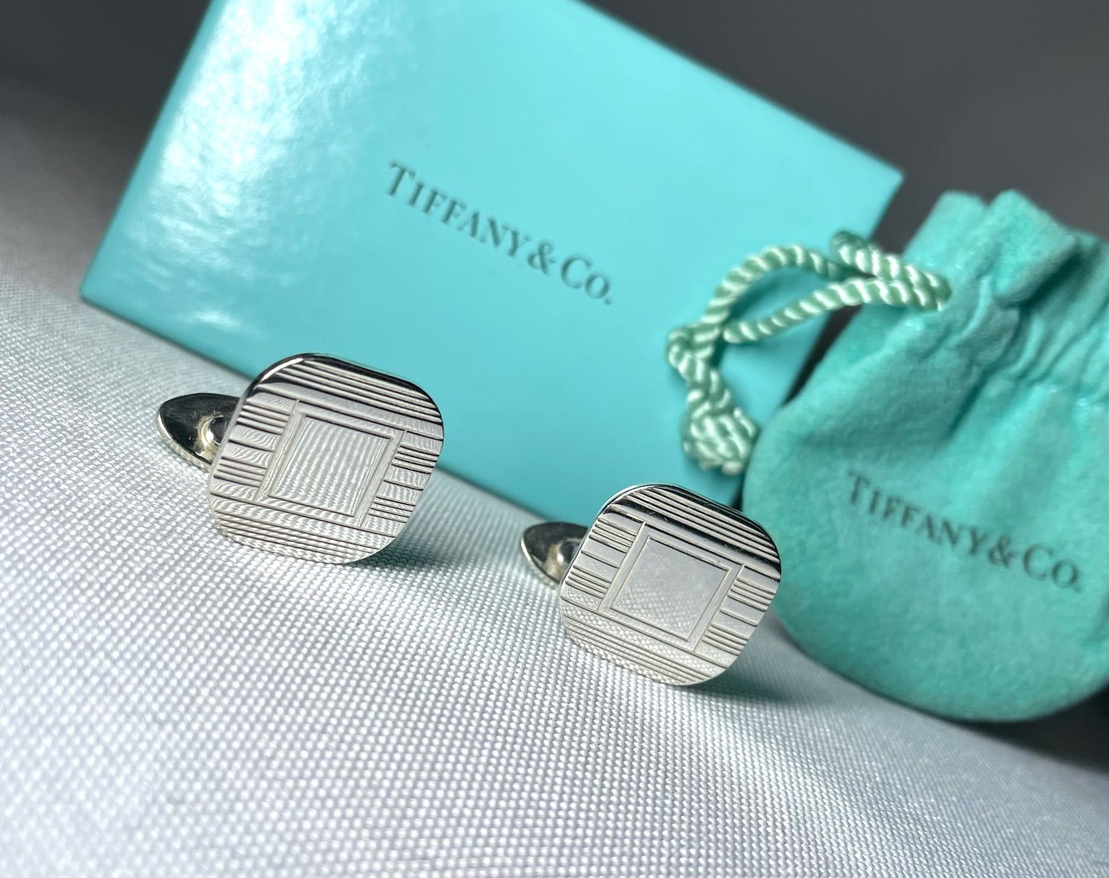 Tiffany ティファニー 鏡面スターリングシルバー＆ストライプライン スクエアカフス カフリンクス ボタン SV 925 メンズ あり