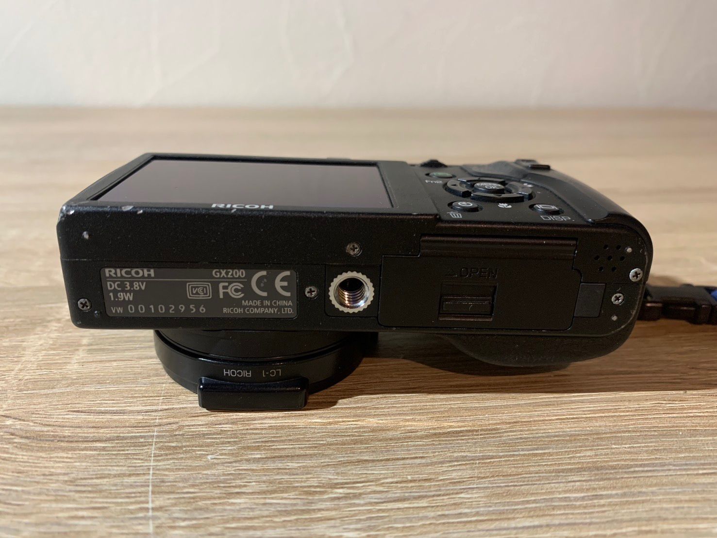 6988 RICOH GX200 ブラック デジカメ - メルカリ