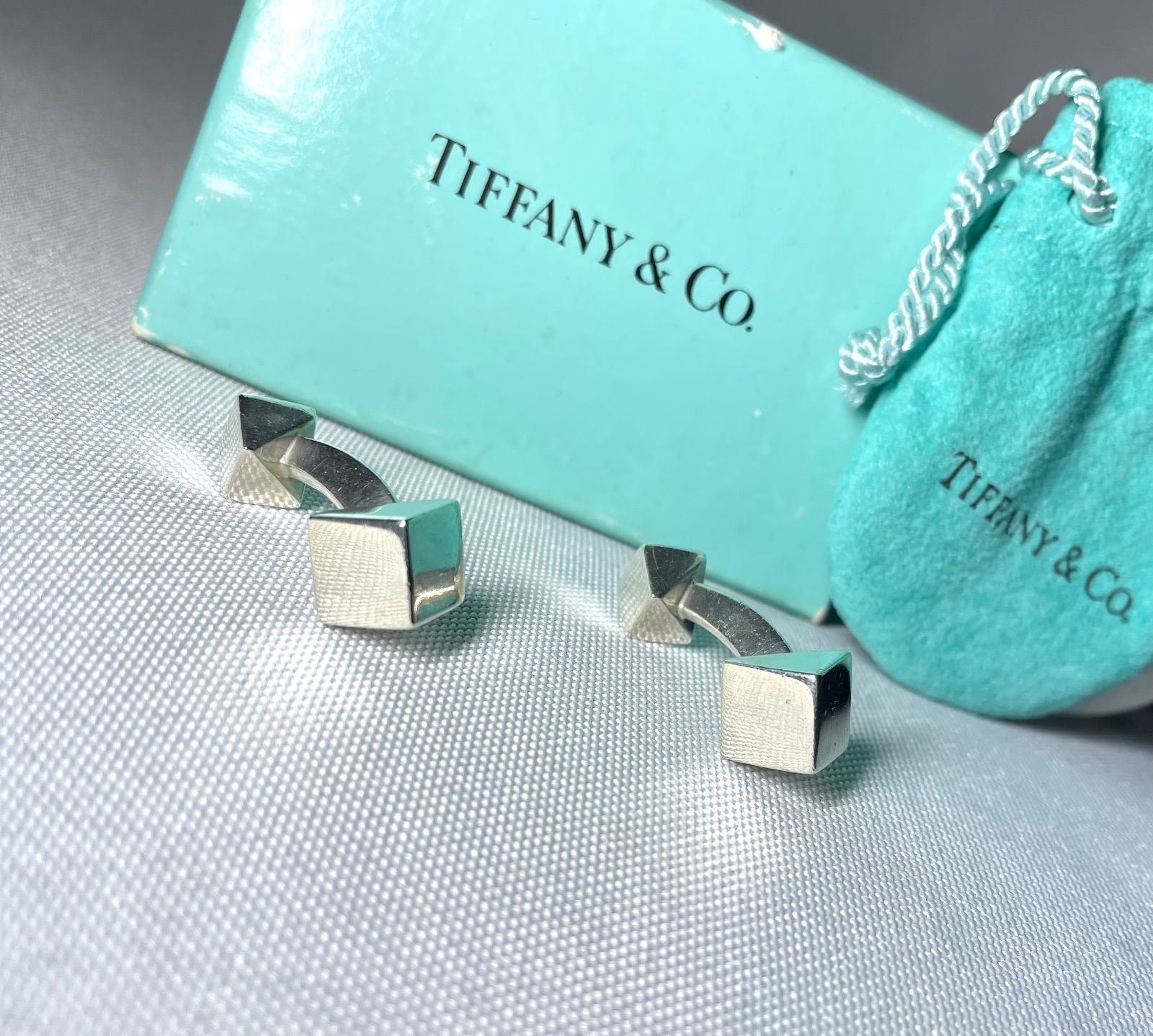 Tiffany ティファニー ダイヤカット 3 Dデザイン ヴィンテージカフス カフリンクス ボタン スターリングシルバー SV 925 あり
