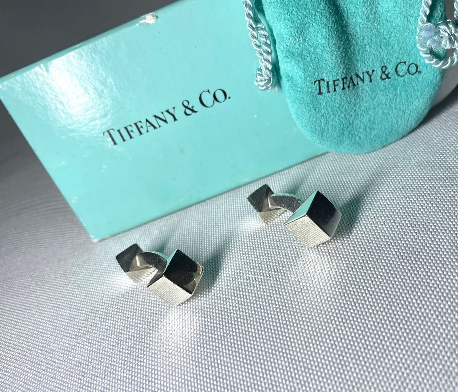 Tiffany ティファニー ダイヤカット 3 Dデザイン ヴィンテージカフス カフリンクス ボタン スターリングシルバー SV 925 あり