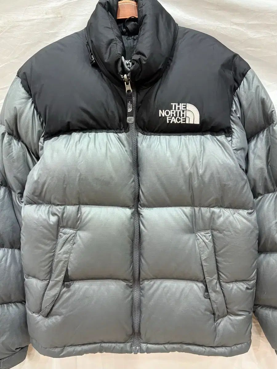 THE NORTH FACE ザノースフェイス ヌプシ ダウン グレー ブラック サイズ 85