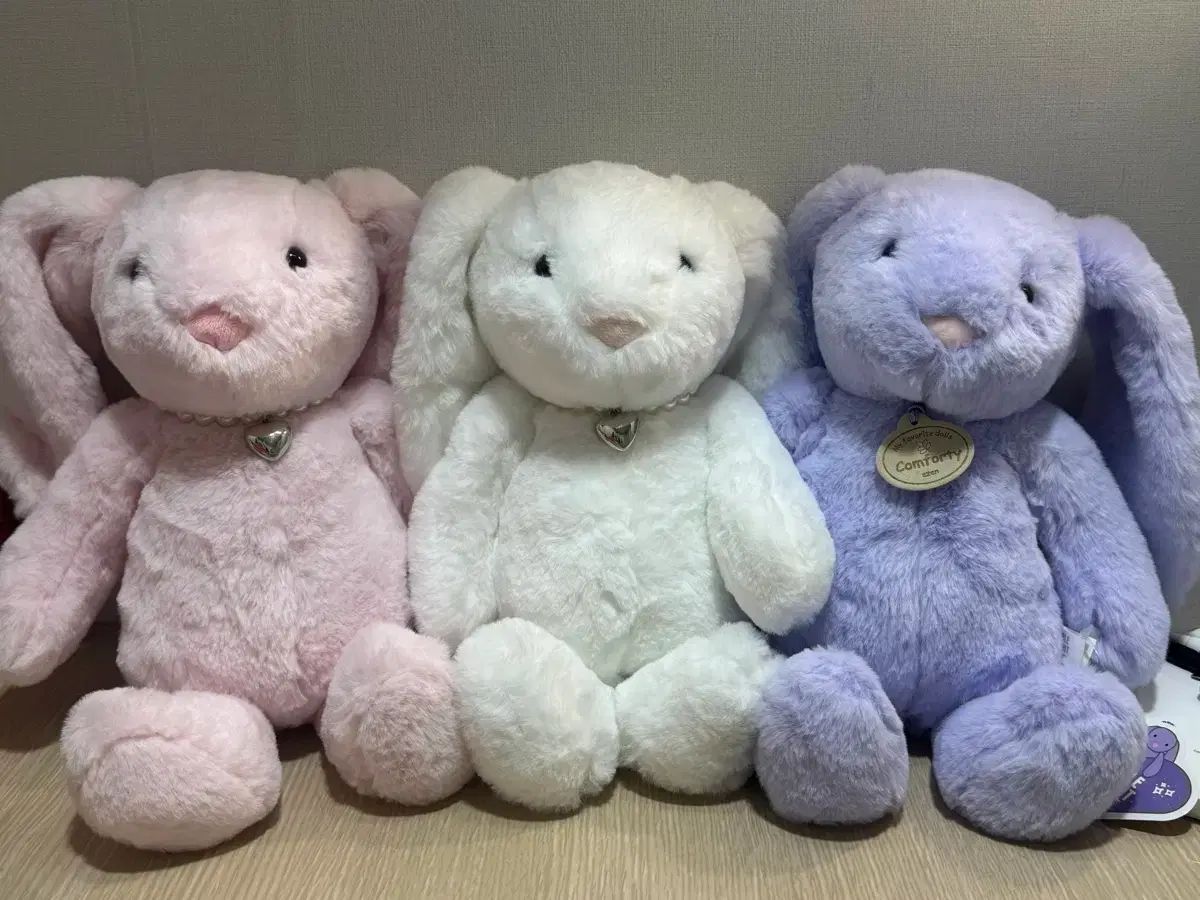 定番，人気 ノーブルうさぎ パールネックレス うさぎ ぬいぐるみ ピンク/白/パープル その他