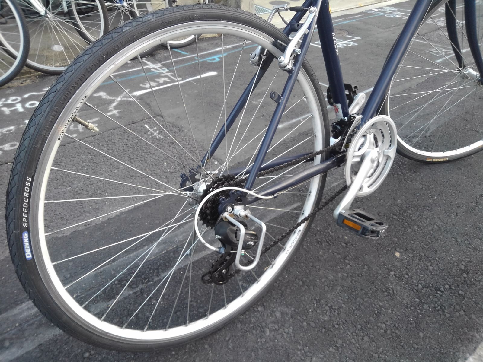 引き取り限定！(名古屋市昭和区)中古自転車3882 前後タイヤ新品