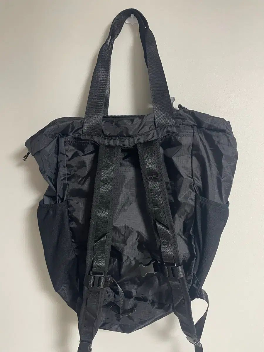 パタゴニア ウルトラライト ブラックホール トートパック 27