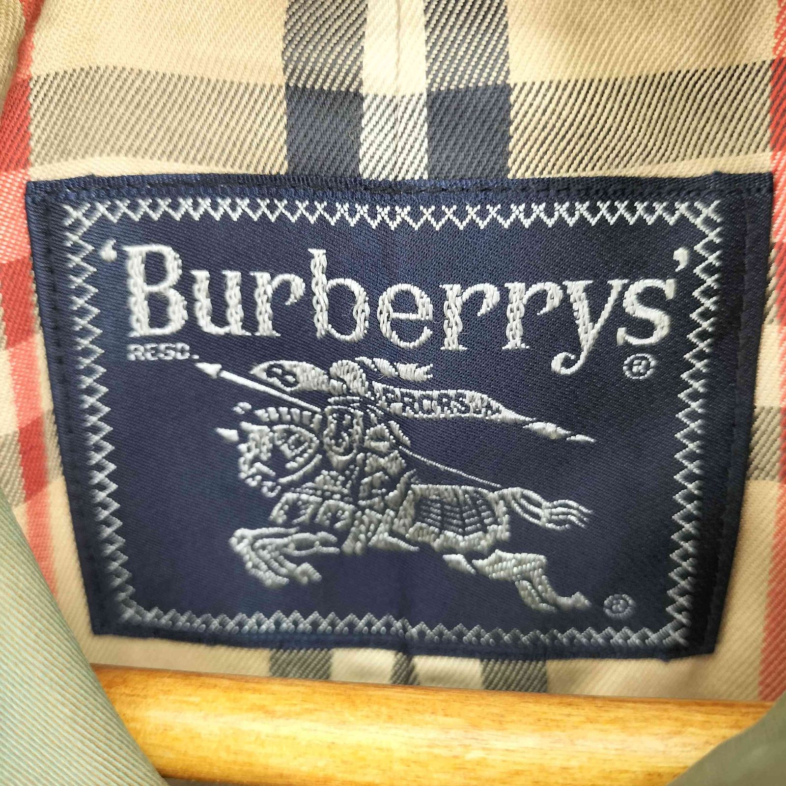 BURBERRYS(バーバリーズ) 裏地ノバチェック 玉虫 ステンカラーコート メンズ 表記無 【中古】【ブランド古着バズストア】 バーバリーズ BURBERRYS 裏地ノバチェック 玉虫 ステンカラーコート