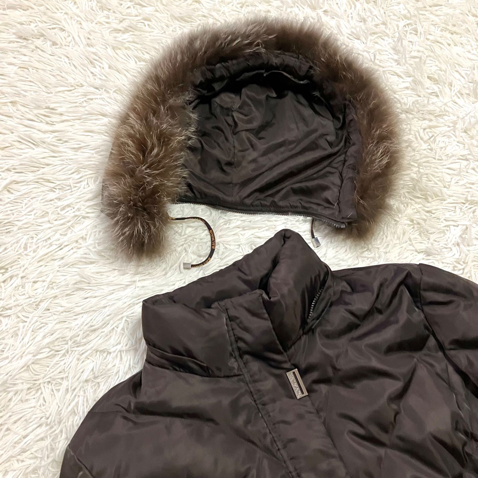 BALMAIN ブルーフォックスファー付きAラインダウンジャケット 裏地総柄