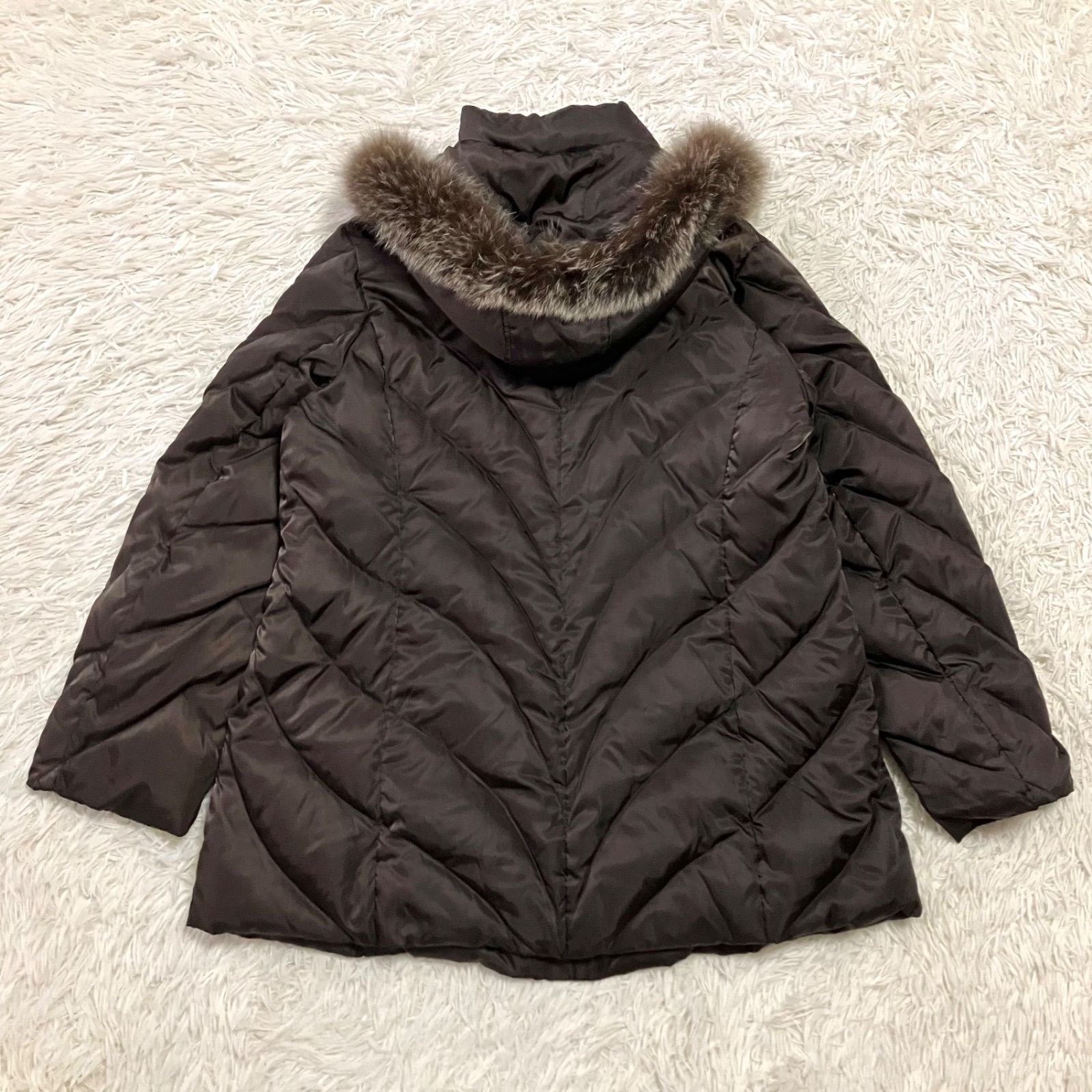 BALMAIN ブルーフォックスファー付きAラインダウンジャケット 裏地総柄