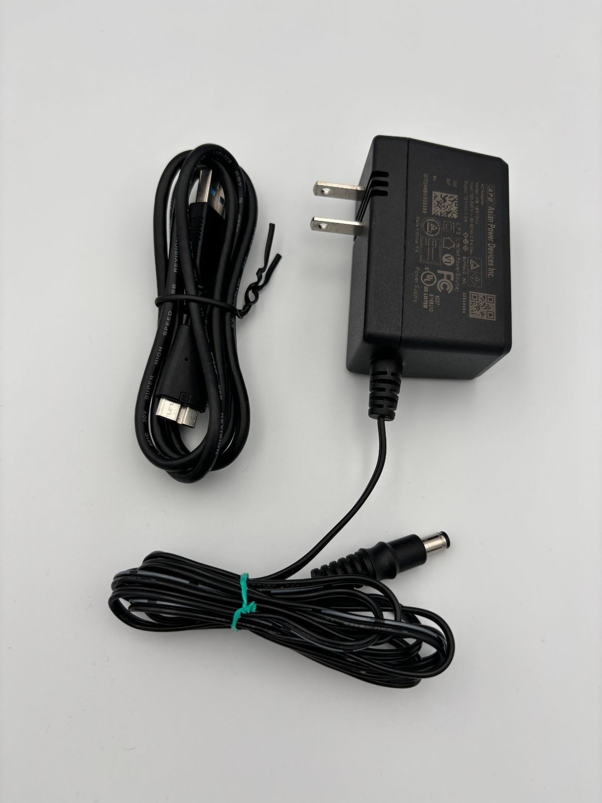 管理番号3318 バッファロー HD-NRLD 2.0 U 3-BA 2 TB 外付けハードディスク メカニカルハードデイスク ドライブ モデル ブラック