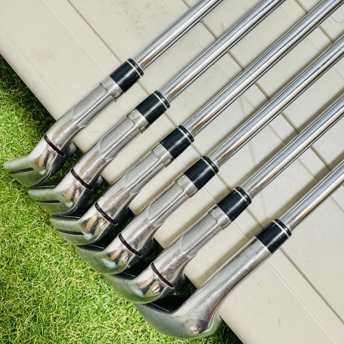 良品】初心者推奨 テーラーメイド シム2マックス メンズアイアンセット