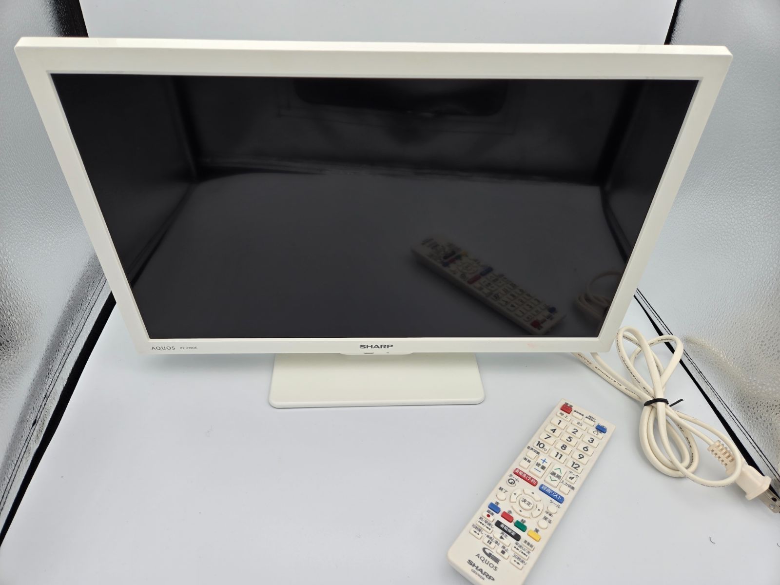 管理番号3319 シャープ 19 V型 液晶 テレビ AQUOS 2 T C DE W ハイビジョン 外付けHDD裏番組録画対応 2021年モデル ホワイト
