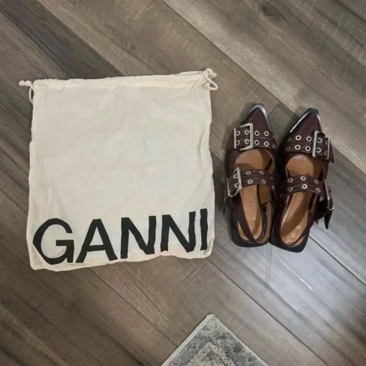 Ganni ガニー フラットシューズ