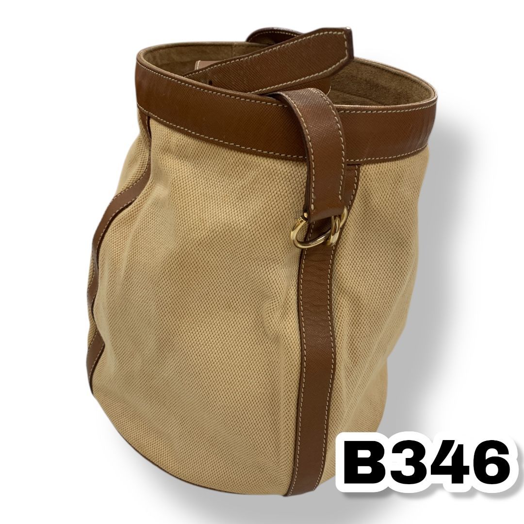 FOXEY（フォクシー）バケツ型トートバッグ 高さ24cm マチ23cm 入口