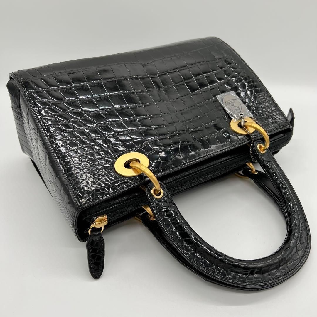 【極美品】Sanpo JRA認定 シャイニングクロコ ハンドバッグ 黒 センター 極美品】Sanpo JRA認定 シャイニングクロコ ハンドバッグ 黒 センター