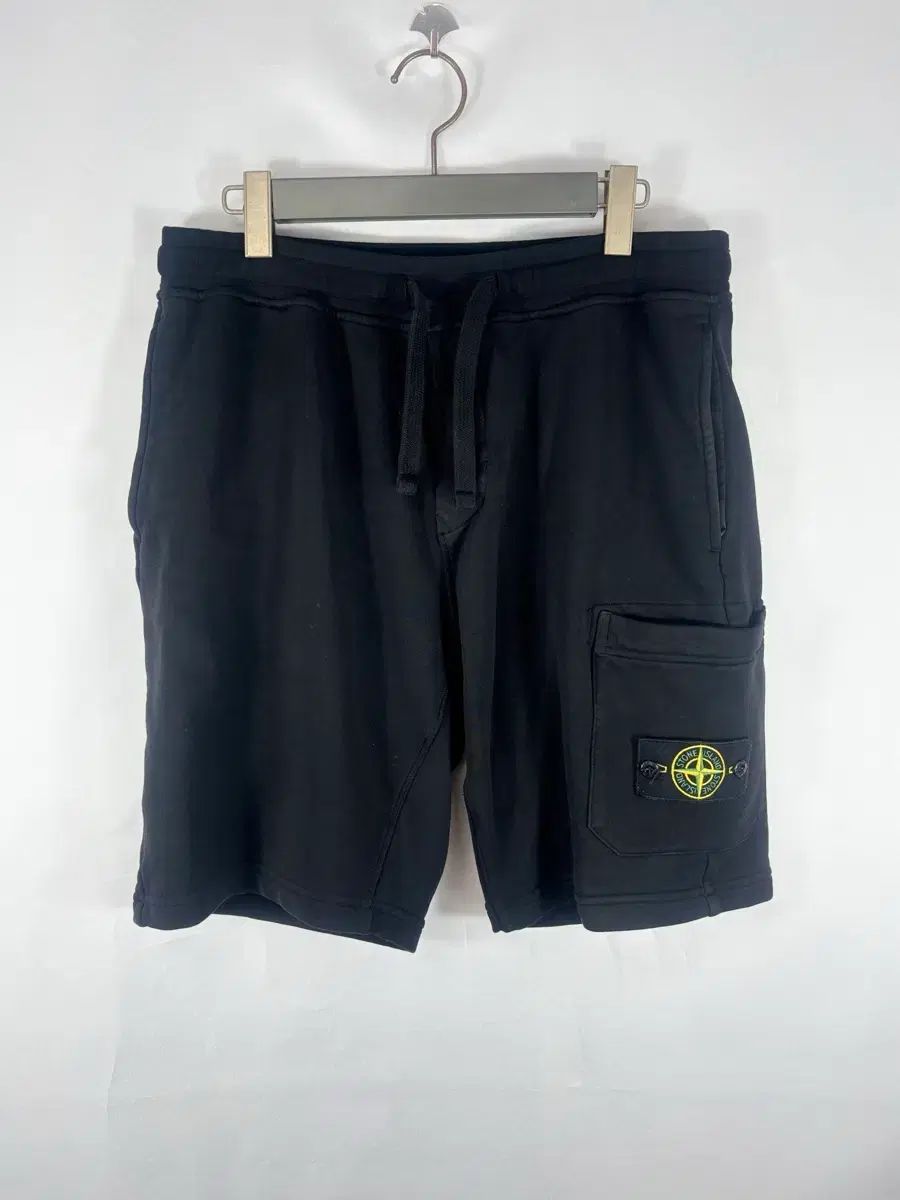 25 SS STONE ISLAND ストーンアイランド オーガニックバミューダショーツ ハーフパンツ ブラックL