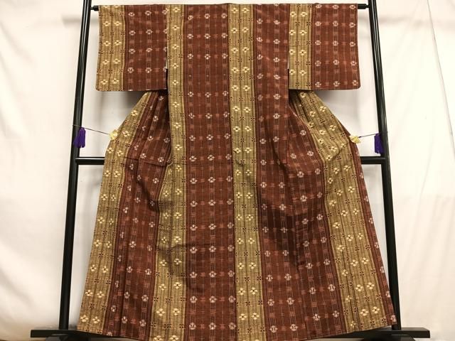 平和屋着物 上質な紬 絣文様 正絹 逸品 BAAM7258me(その他)｜売買された