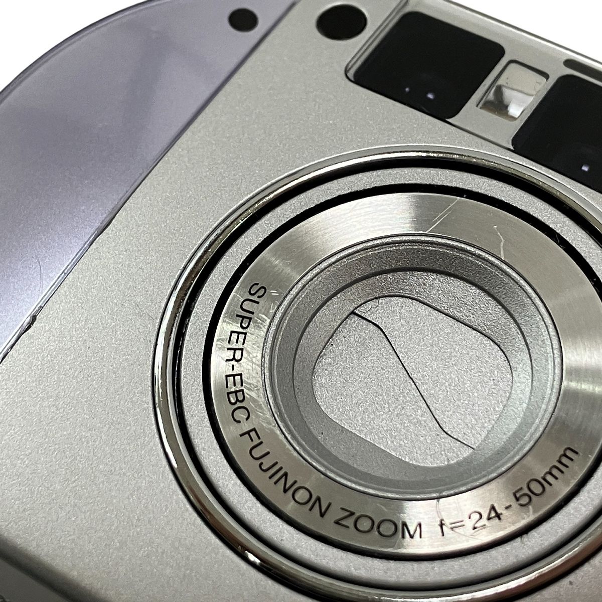 コンパクトフィルムカメラ