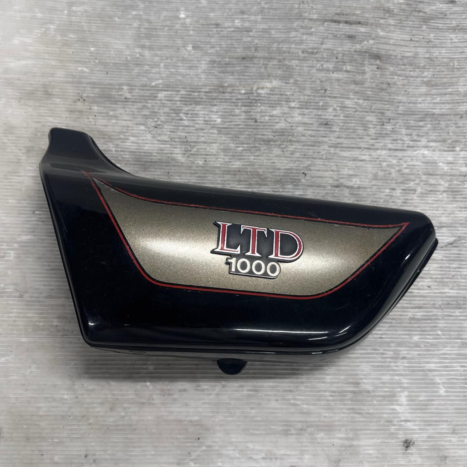 KZ 1000 サイドカバー 左 カワサキ