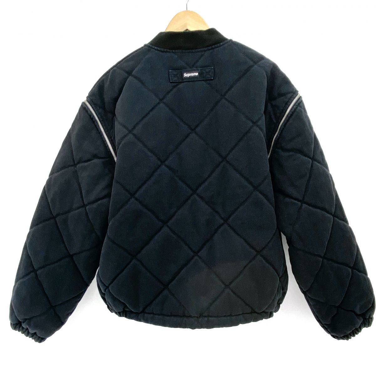 Supreme シュプリーム キルティング ボンバー ジャケット 2025FW Supreme Zip-Off Sleeve Quilted Bomber Jacket (FW25) - $288