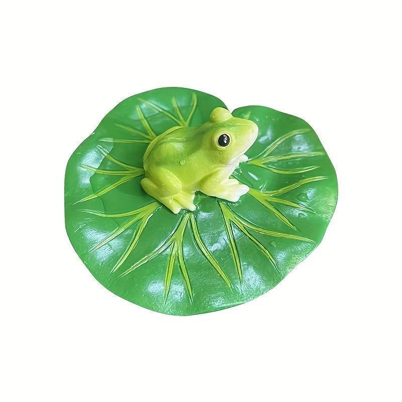 新品?未使用】池に浮かぶカエルの置物 ハスの葉に乗ったカエル