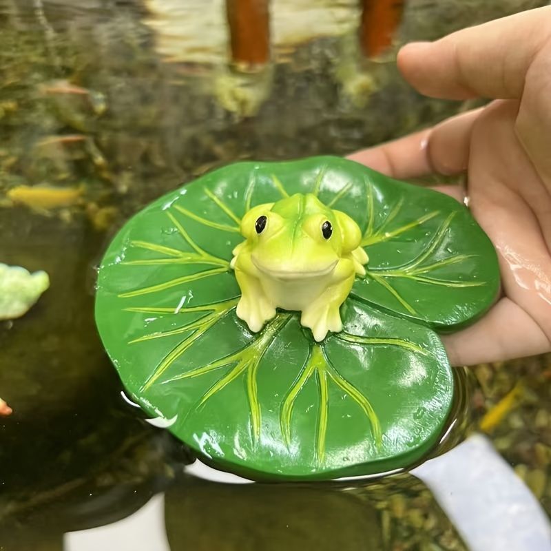 池に浮かぶカエルの置物 新品?未使用】池に浮かぶカエルの置物 ハスの葉に乗ったカエル