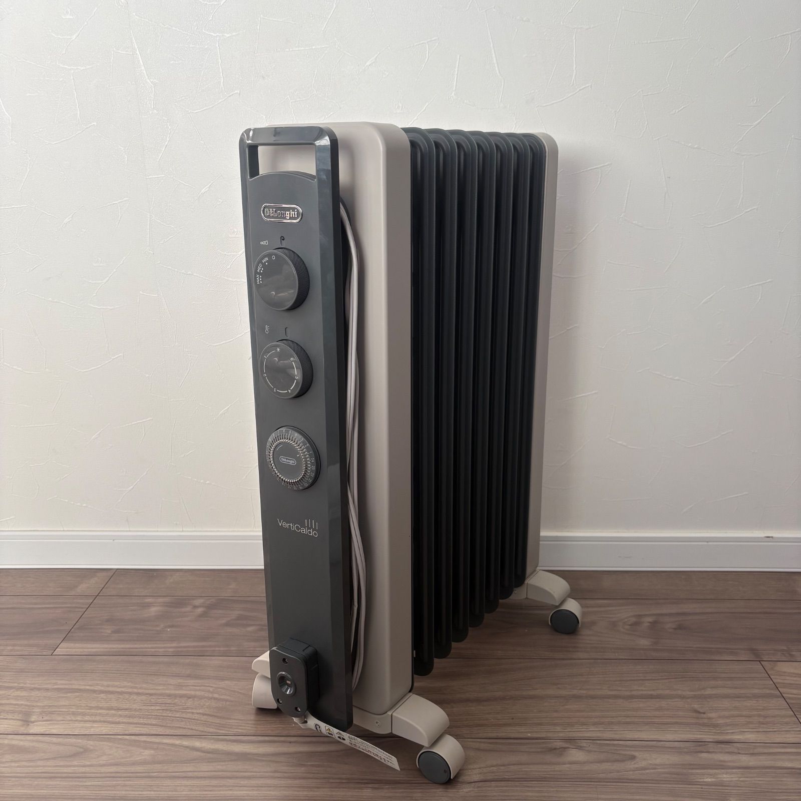 デロンギ オイルヒーター ヴェルティカルド -GY